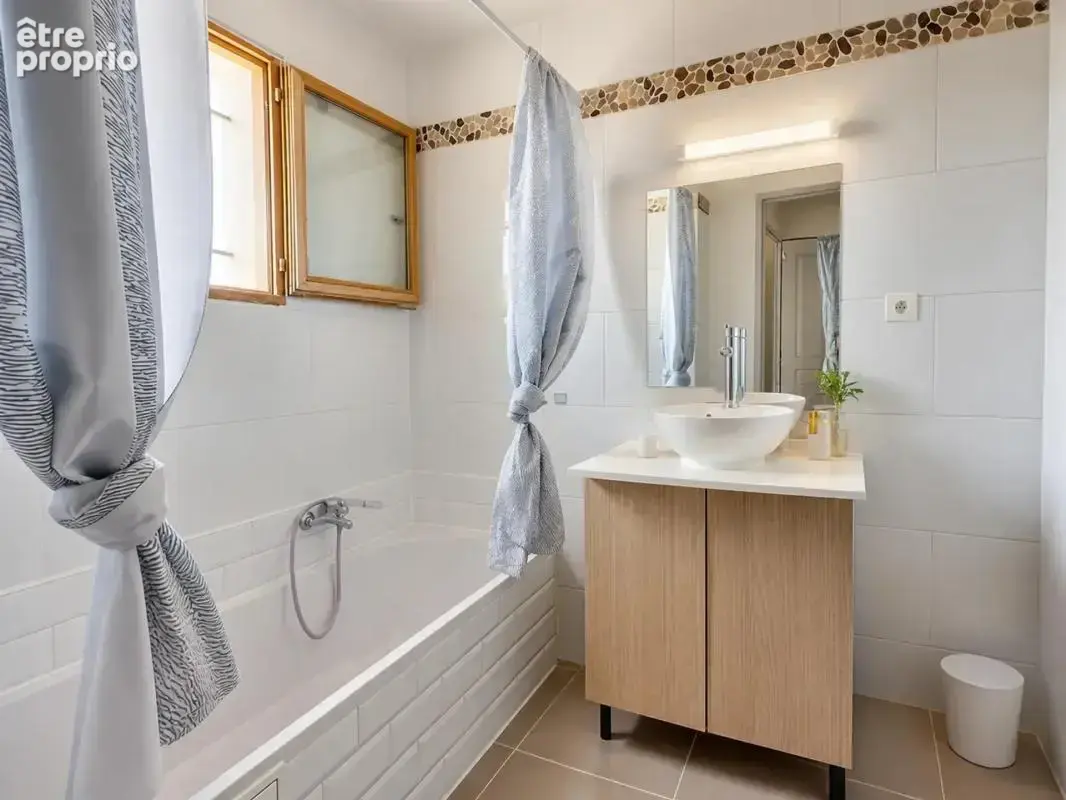 Appartement T3 de 62 m² à Pourcieux - photo 7