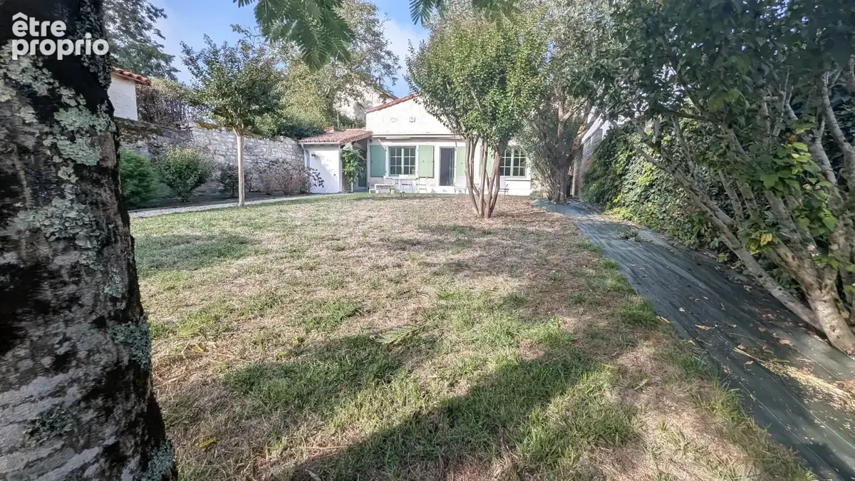 Magné - maison rare avec vue sevre - photo 1