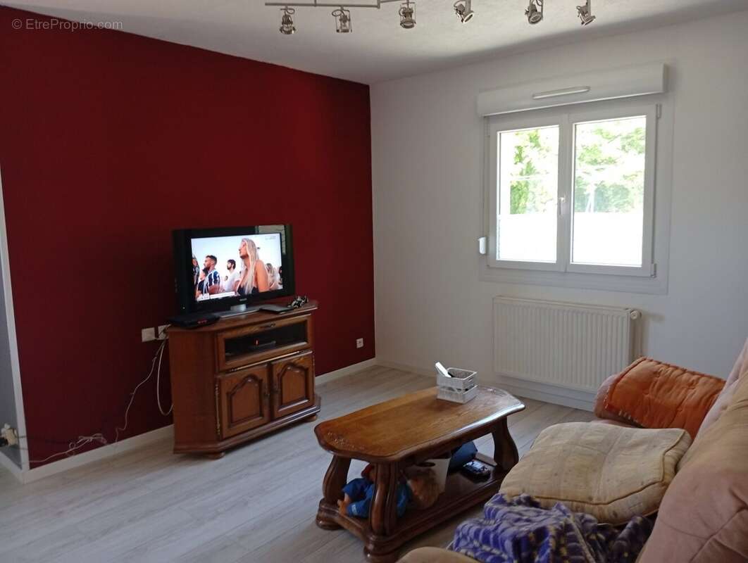 Maison à FRAHIER-ET-CHATEBIER