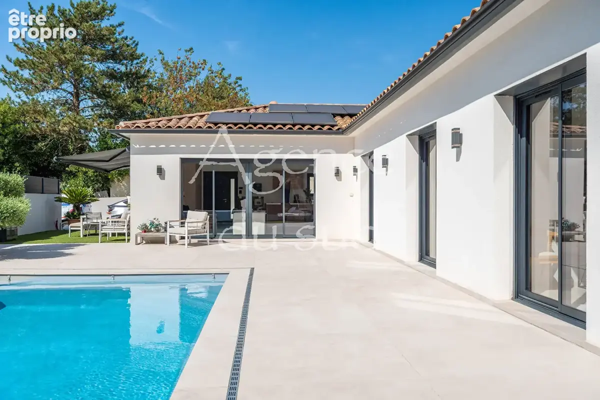 Maison contemporaine plain pied à Aubagne - photo 2