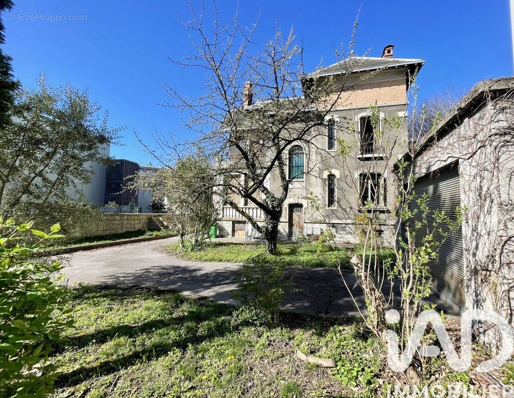 Photo 1 - Maison à GRENOBLE
