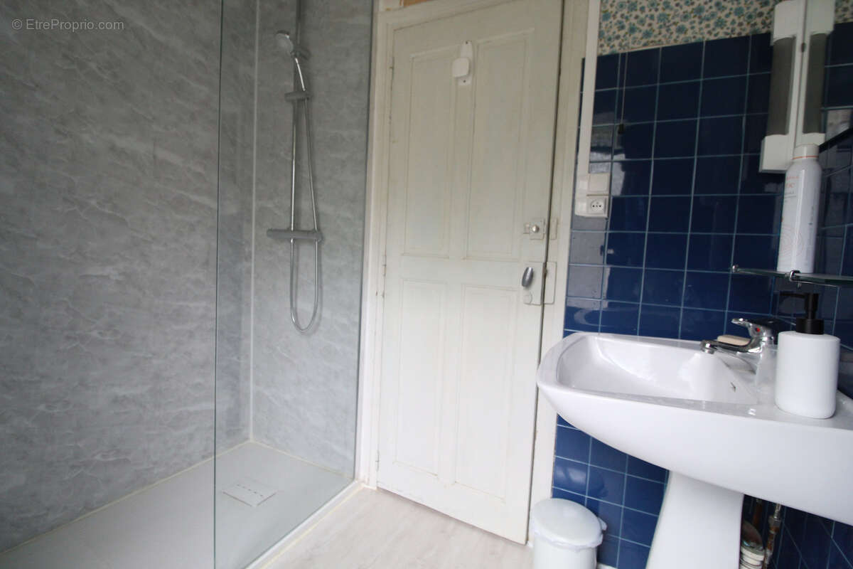 Maison à SAINT-SERNIN-SUR-RANCE