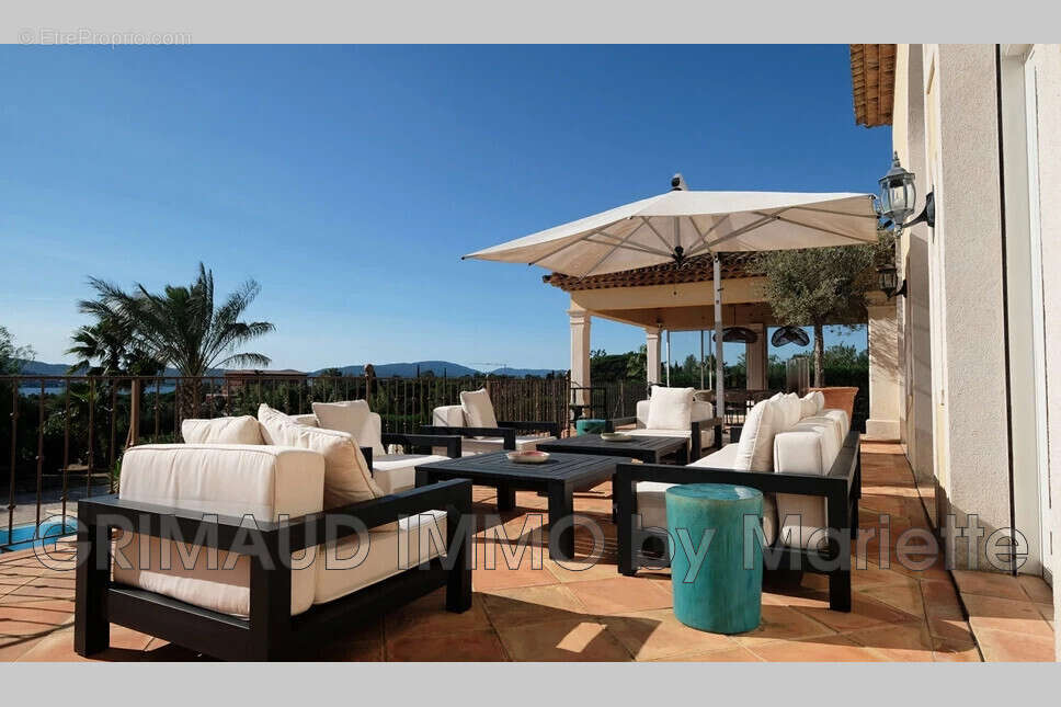 Maison 274 m² à Grimaud  - photo 7
