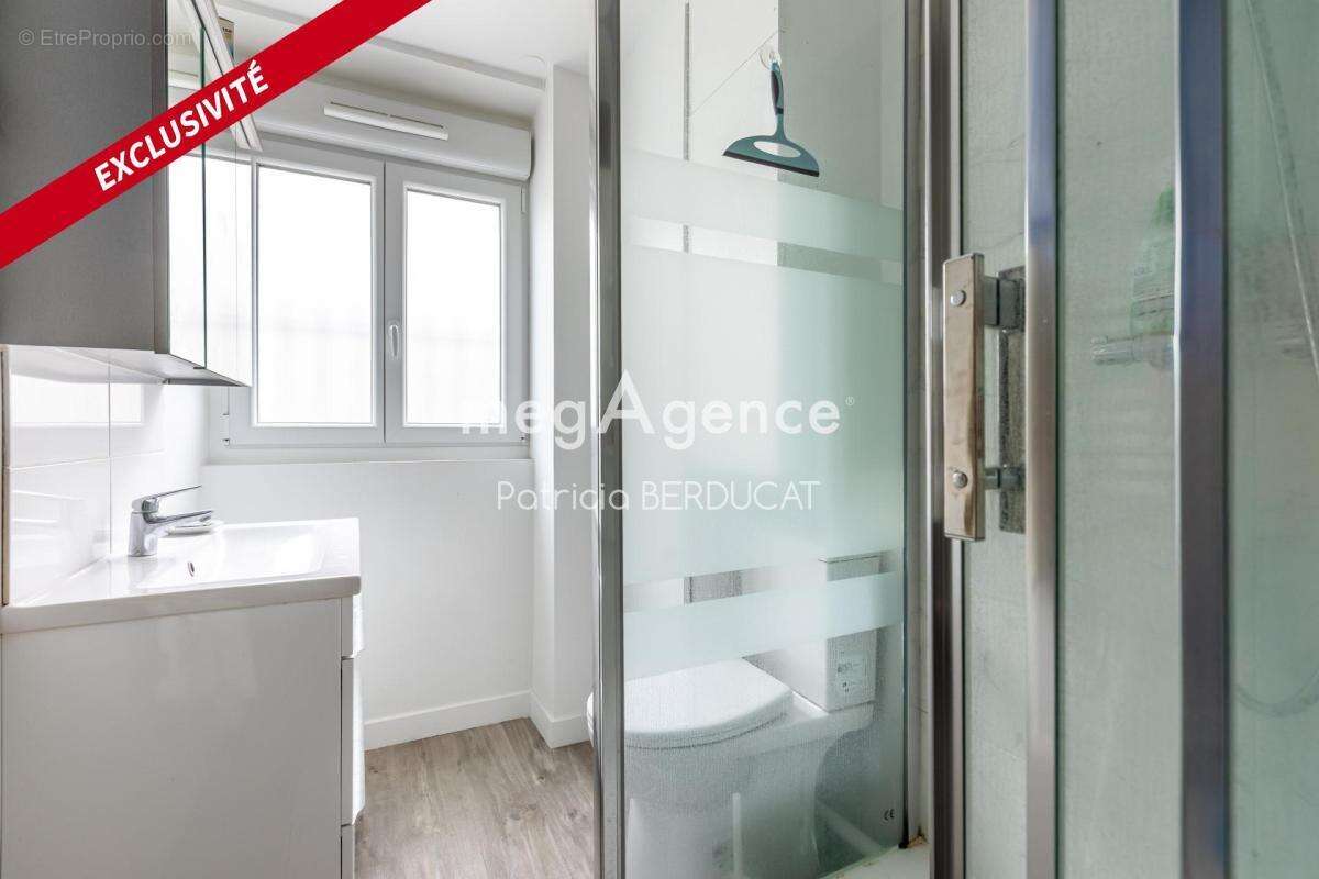 Appartement à PARIS-20E