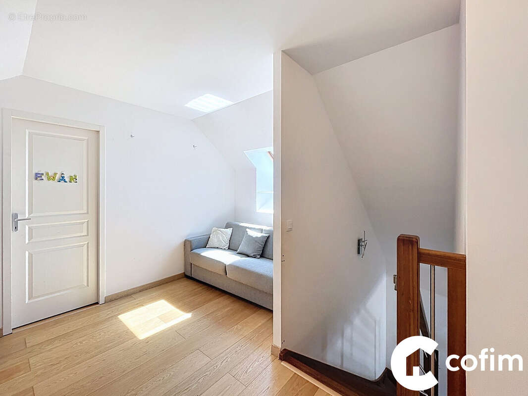 Maison à SERRES-CASTET