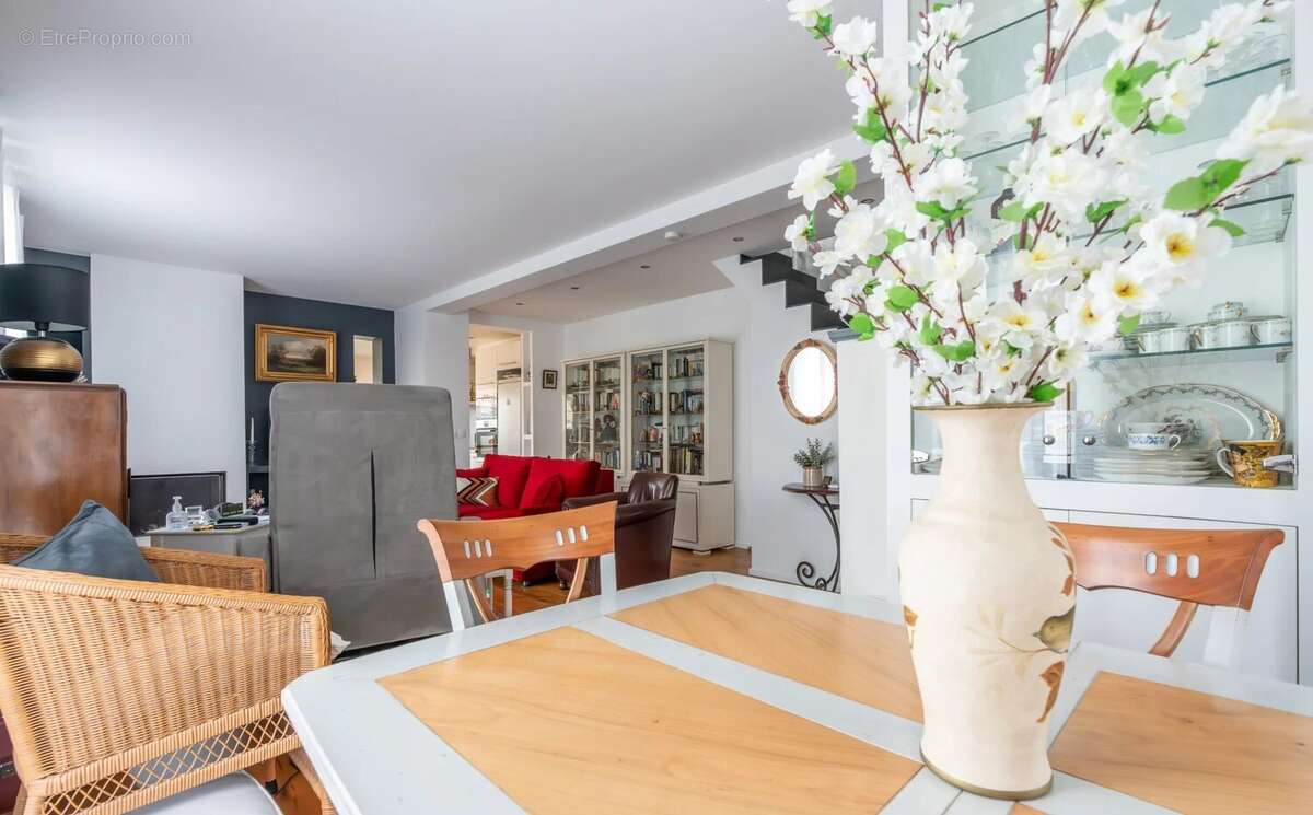 Maison à LE PERREUX-SUR-MARNE