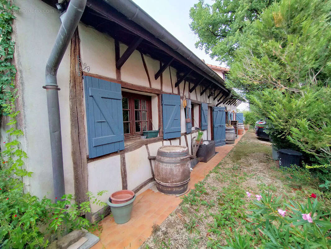 Maison à SAINT-MARTIN-EN-BRESSE