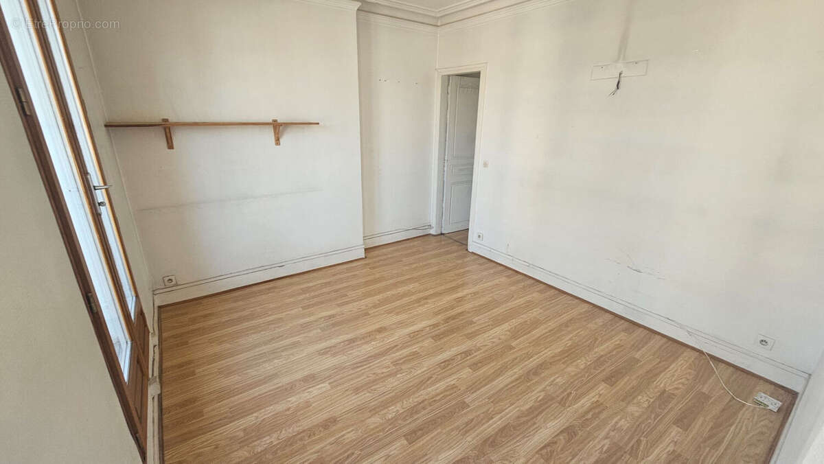 Appartement Saint Mande 2 pièces 26.61 m2 Métro Ligne 1 - photo 3