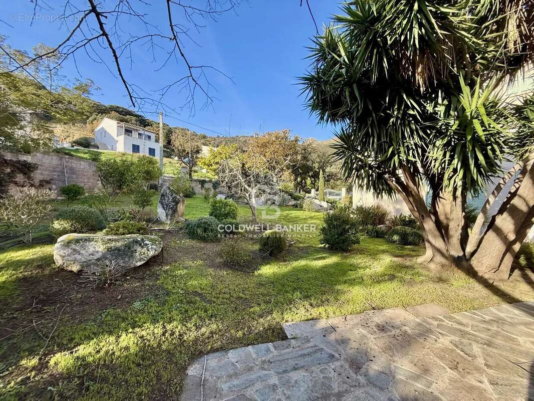 Appartement à SANTA-REPARATA-DI-BALAGNA