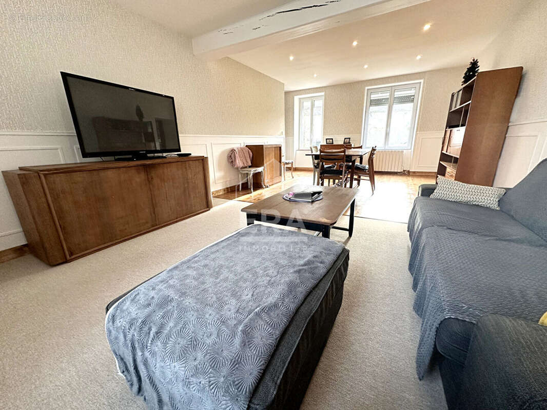 Maison à NOISY-RUDIGNON