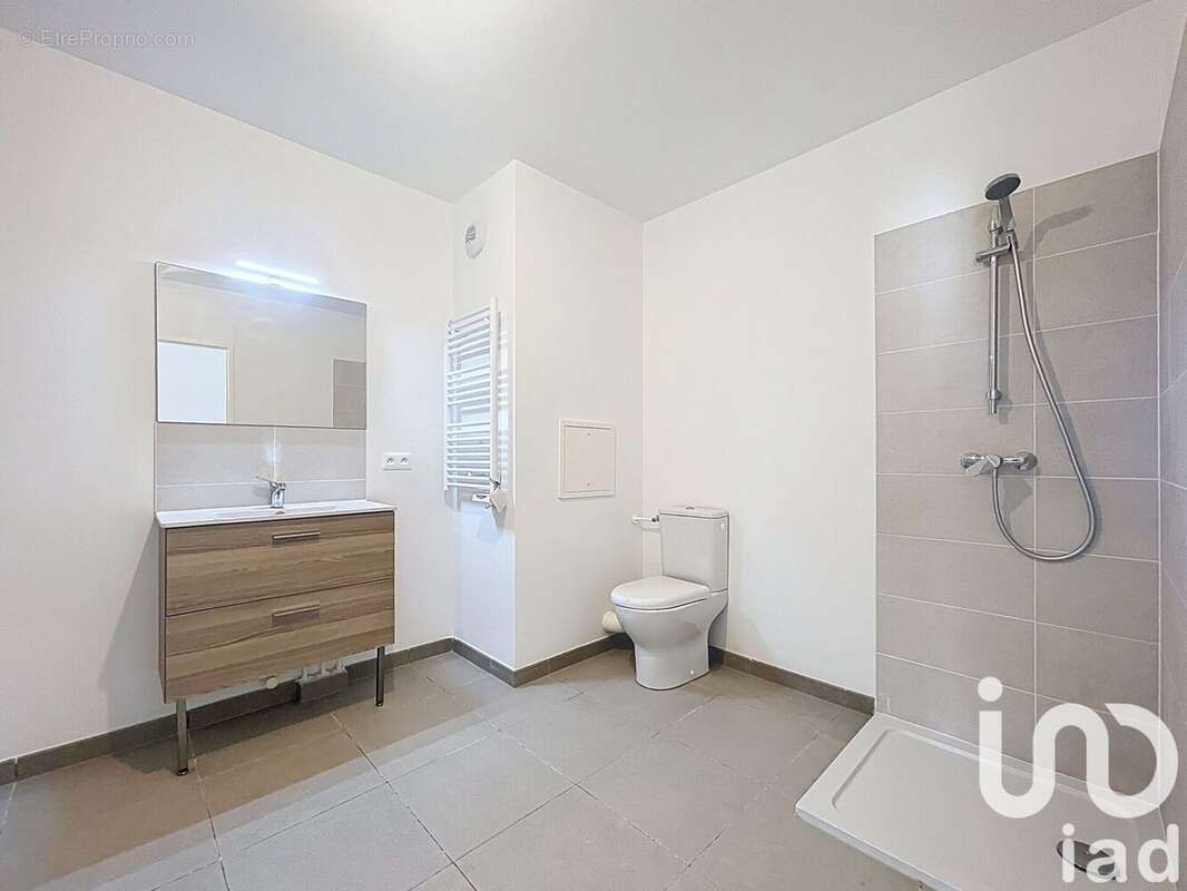 Appartement 80 m² à Reims  - photo 6