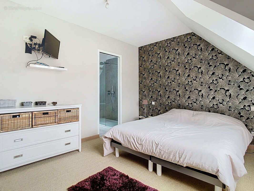 Maison à NEUFMESNIL