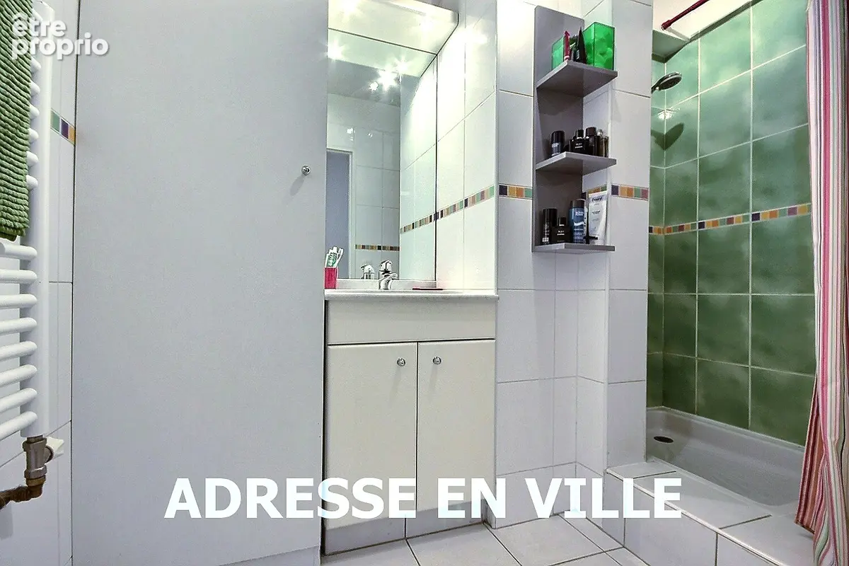 Duplex de 166 m2 offrant 5 chambres et deux balcons-terrasses - photo 11