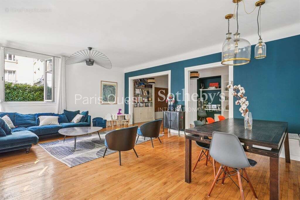 Appartement à NEUILLY-SUR-SEINE