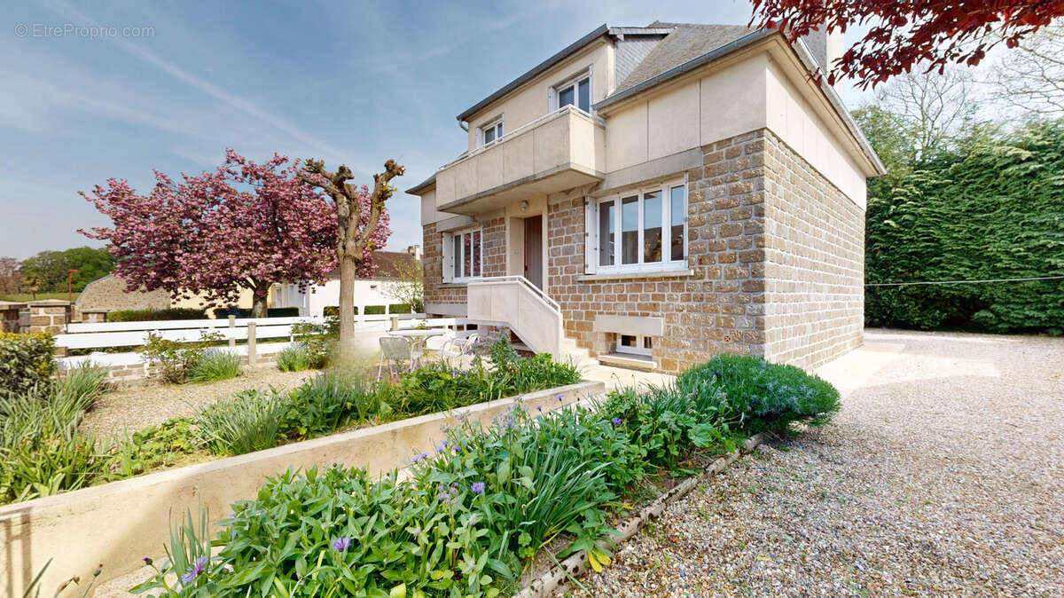 Maison à TORIGNI-SUR-VIRE