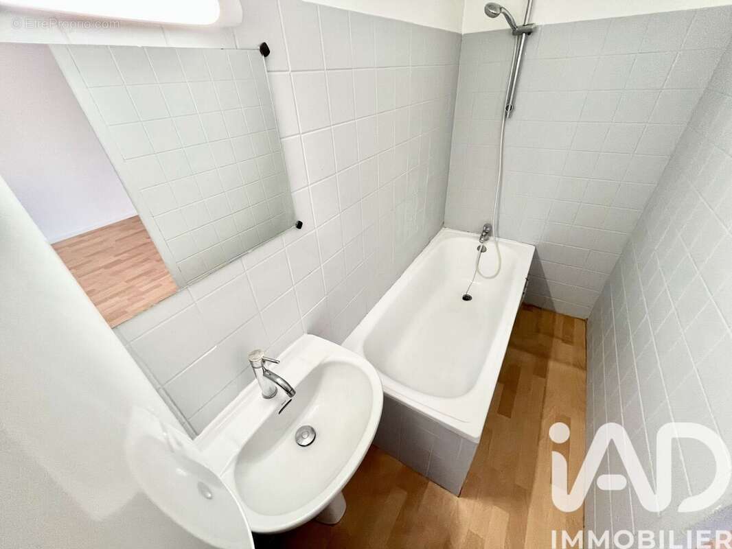 Appartement 57 m² à Pont-Sainte-Maxence  - photo 9