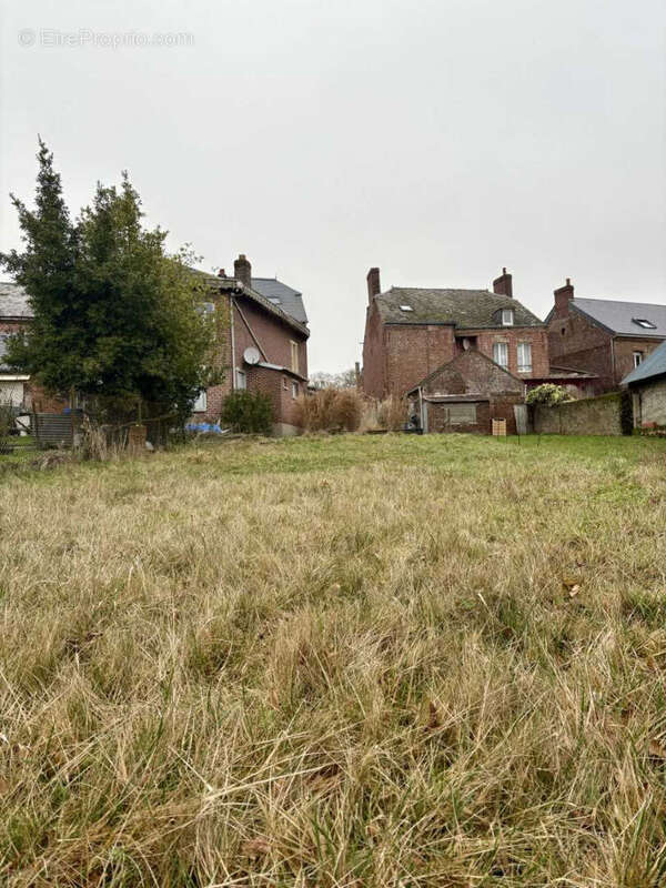 Maison à SAINS-RICHAUMONT