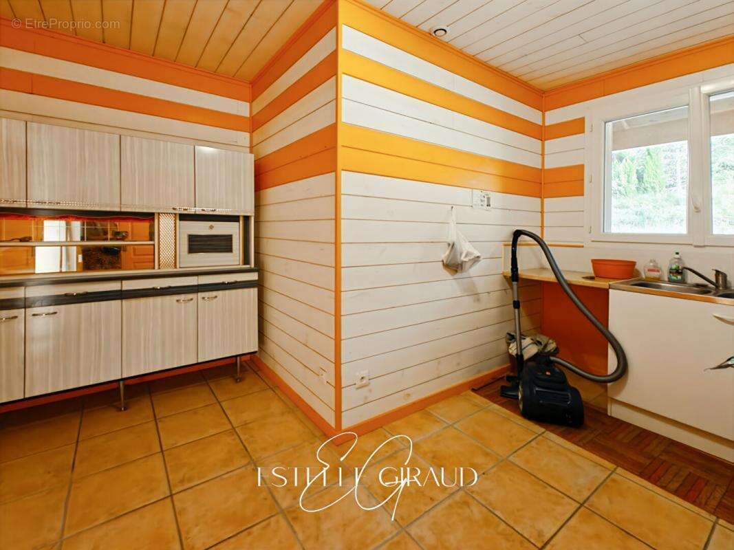 Maison à VILLENEUVE-MINERVOIS