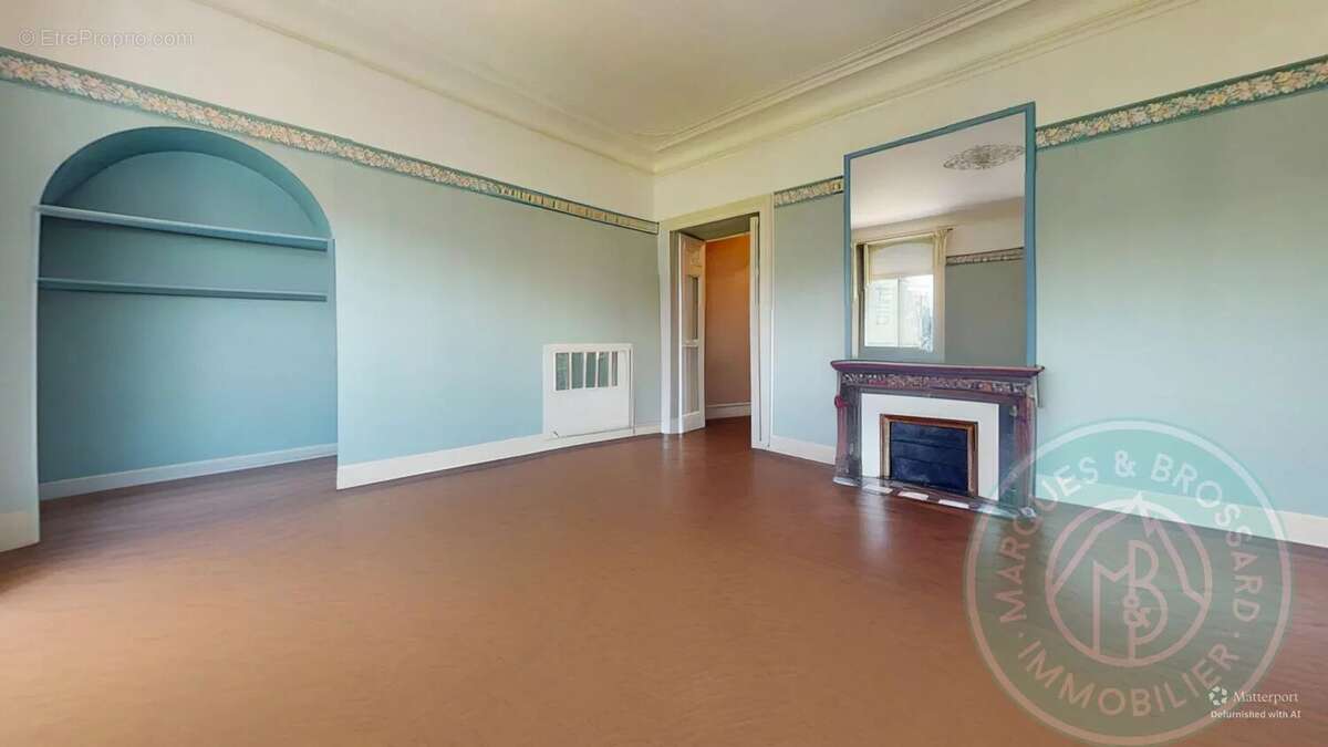 Pau centre  – appartement de 196 m² - parking privatif - photo 4