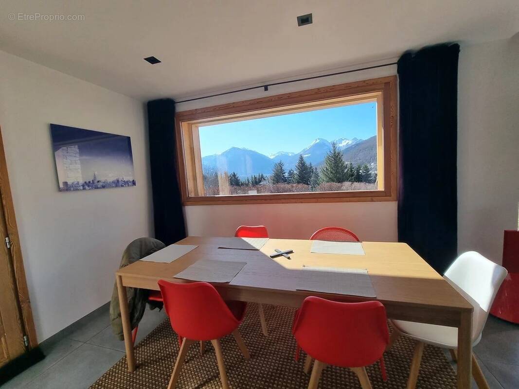 Maison à SAINT-CHAFFREY