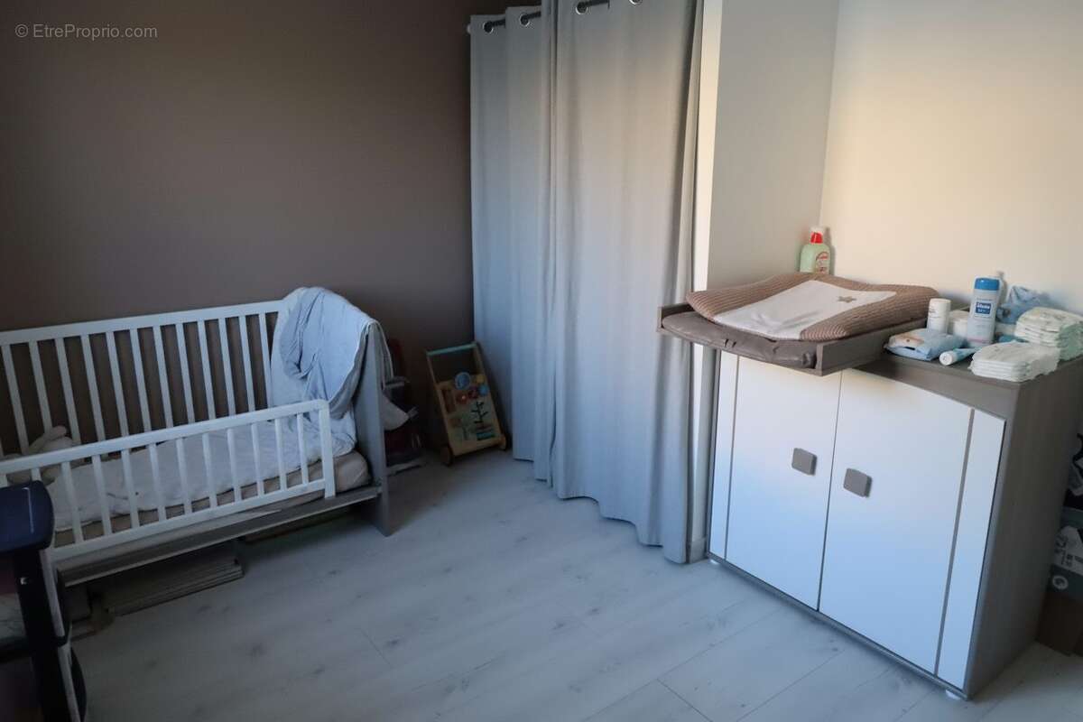 Maison à POMMIER-DE-BEAUREPAIRE