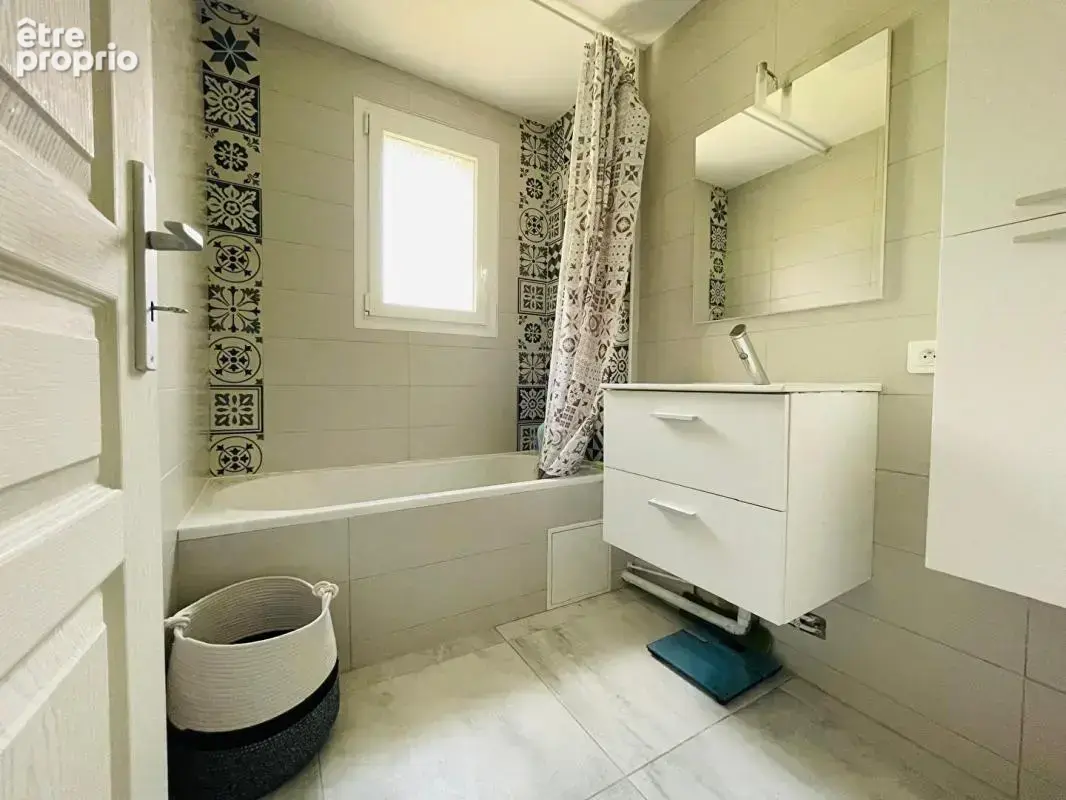 Neuilly-en-thelle - maison familiale 4 chambres + bureau - sous-sol total - terrain 601 m² - photo 6