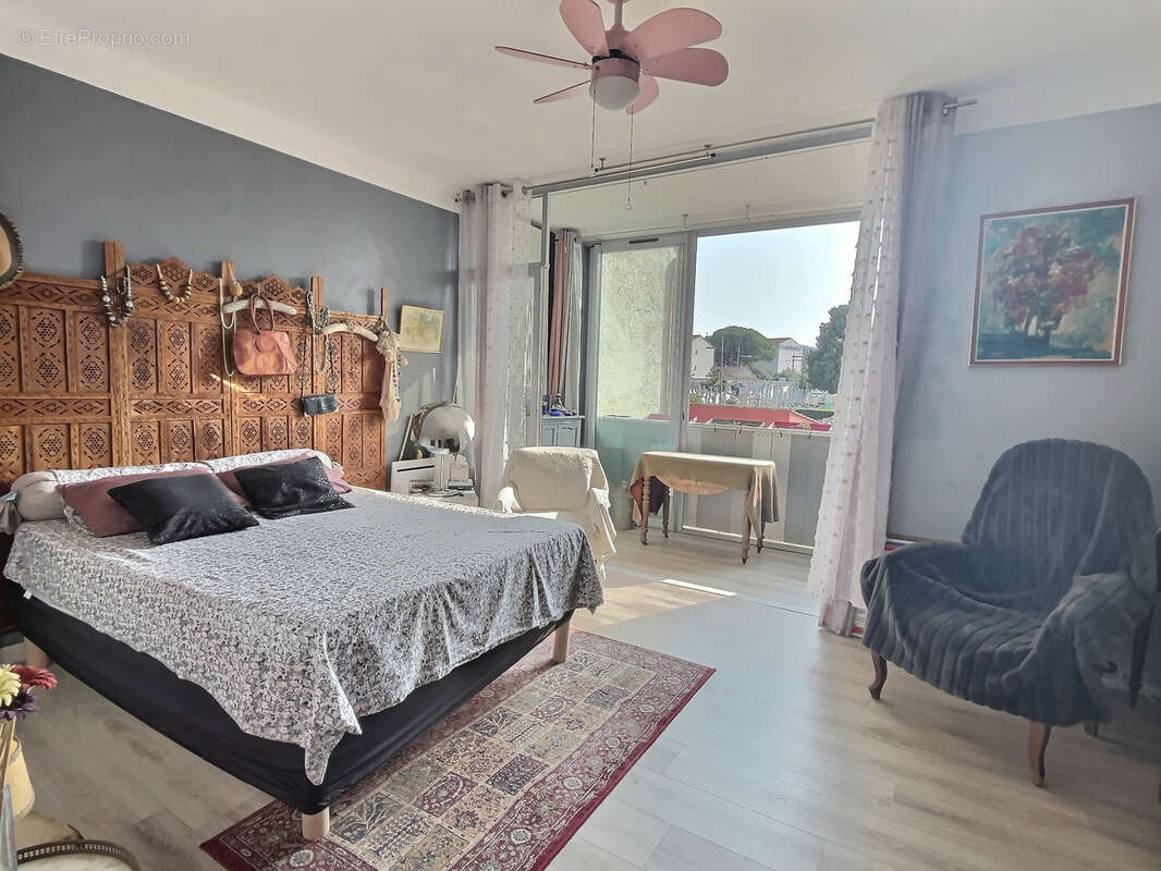 Autre à SIX-FOURS-LES-PLAGES