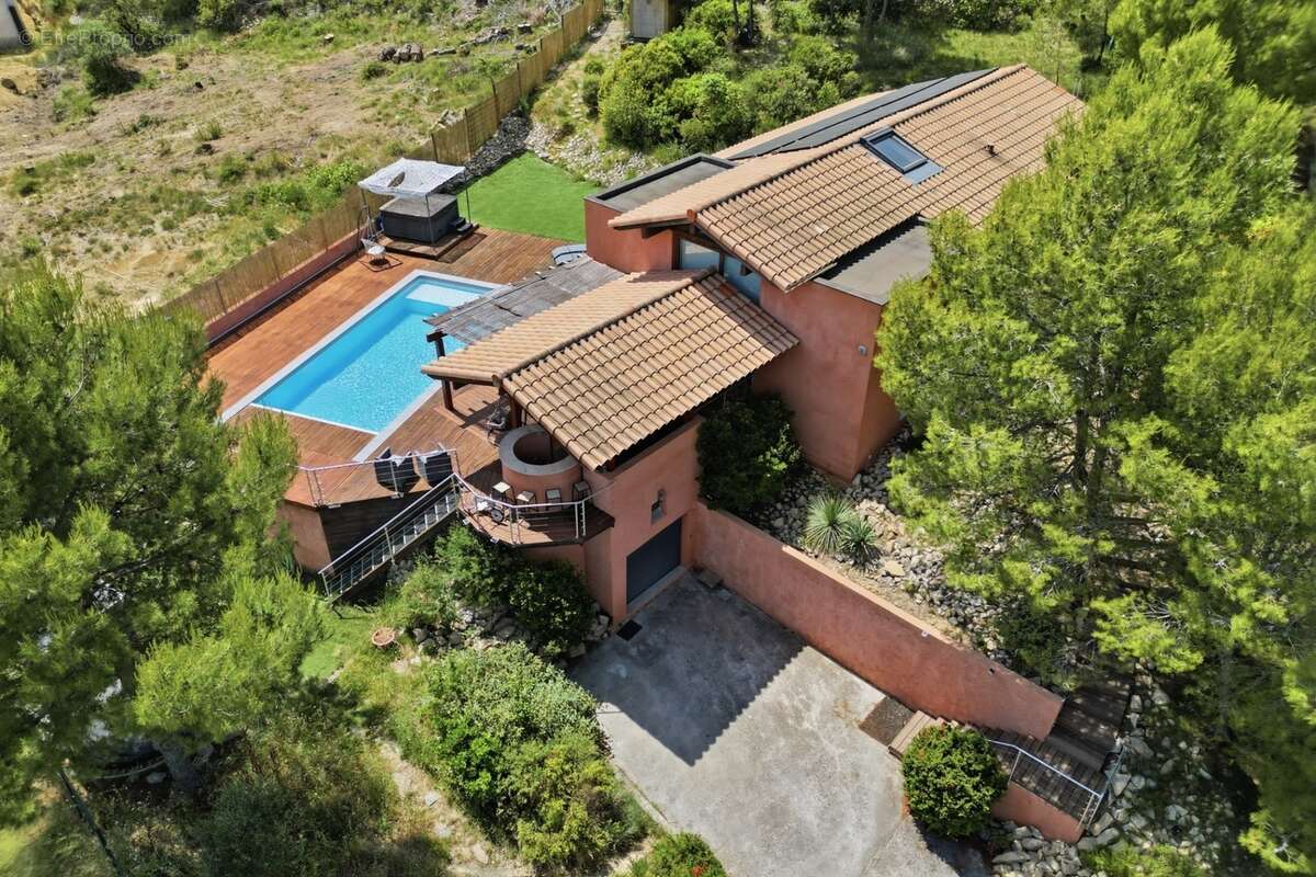 Une vue exceptionnelle, un environnement préservé, une maison pensée pour profiter pleinement de chaque instant - photo 4