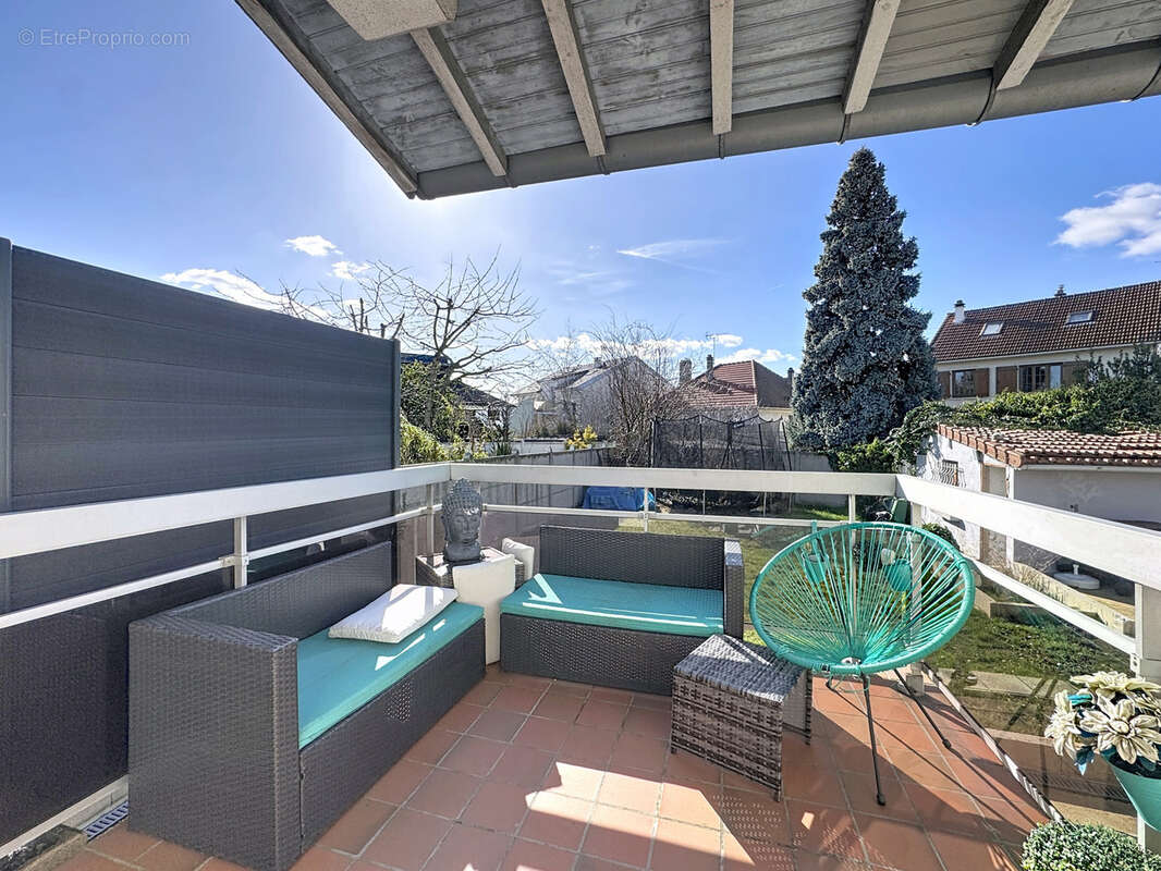 Maison à PARAY-VIEILLE-POSTE