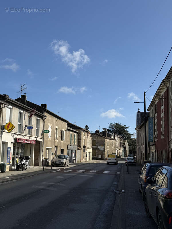 Appartement à SAINT-JULIEN-L'ARS