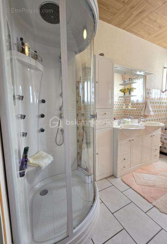  Maison néo-bretonne sur sous-sol complet – 4 chambres – beau jardin paysagé - photo 9