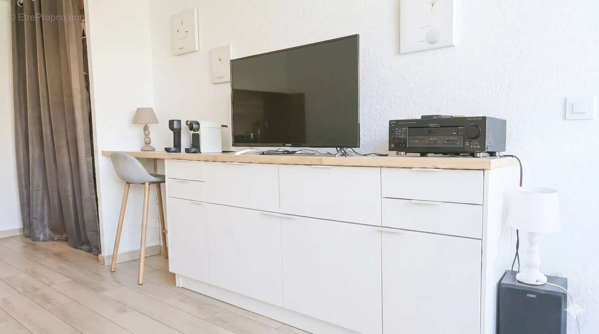Studio Cabine de 23 m² – Quartier Rostagne - Résidence avec Piscine et Parc - photo 7