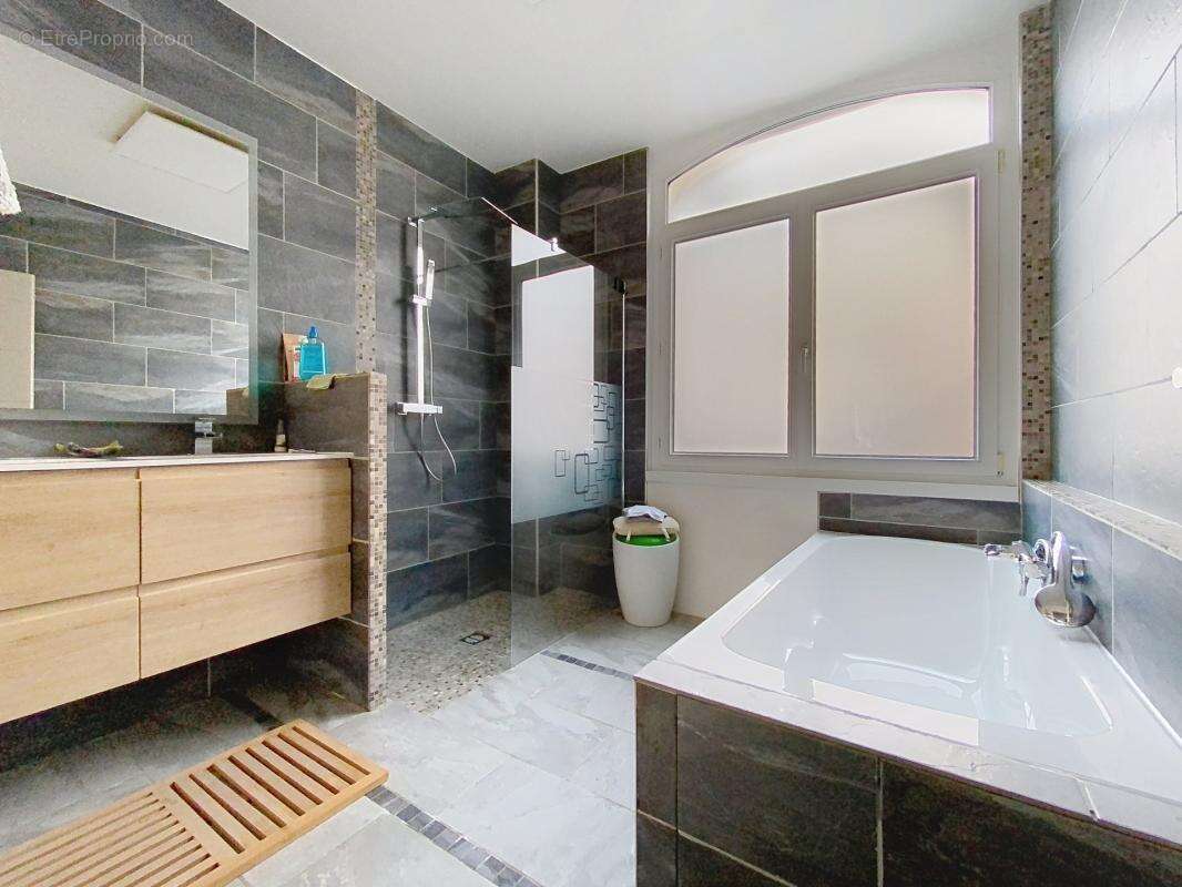 Maison à ARMENTIERES