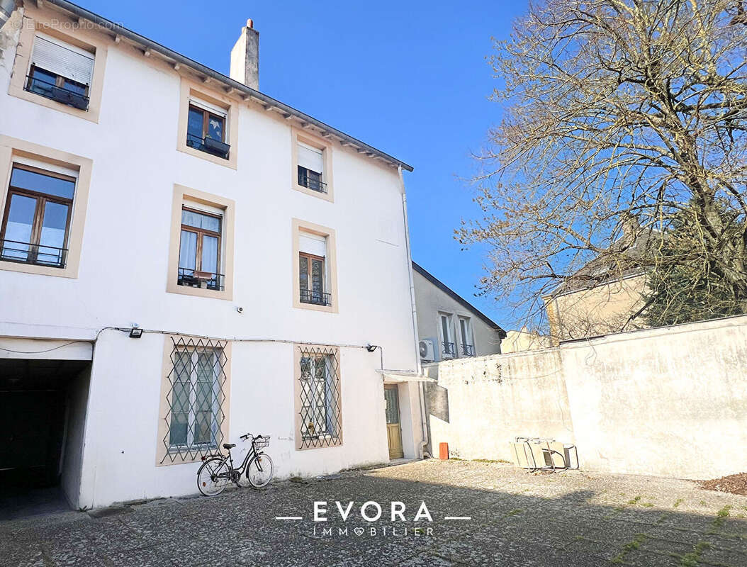 Appartement à LE BAN-SAINT-MARTIN