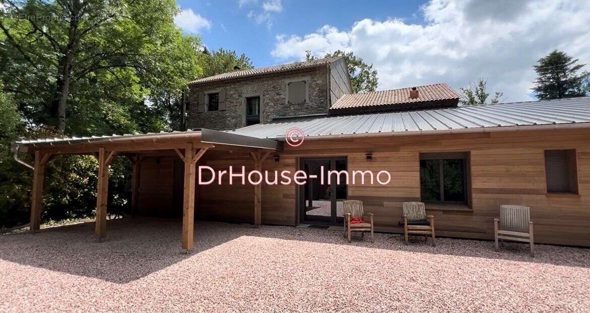 Maison à SAINT-DENIS