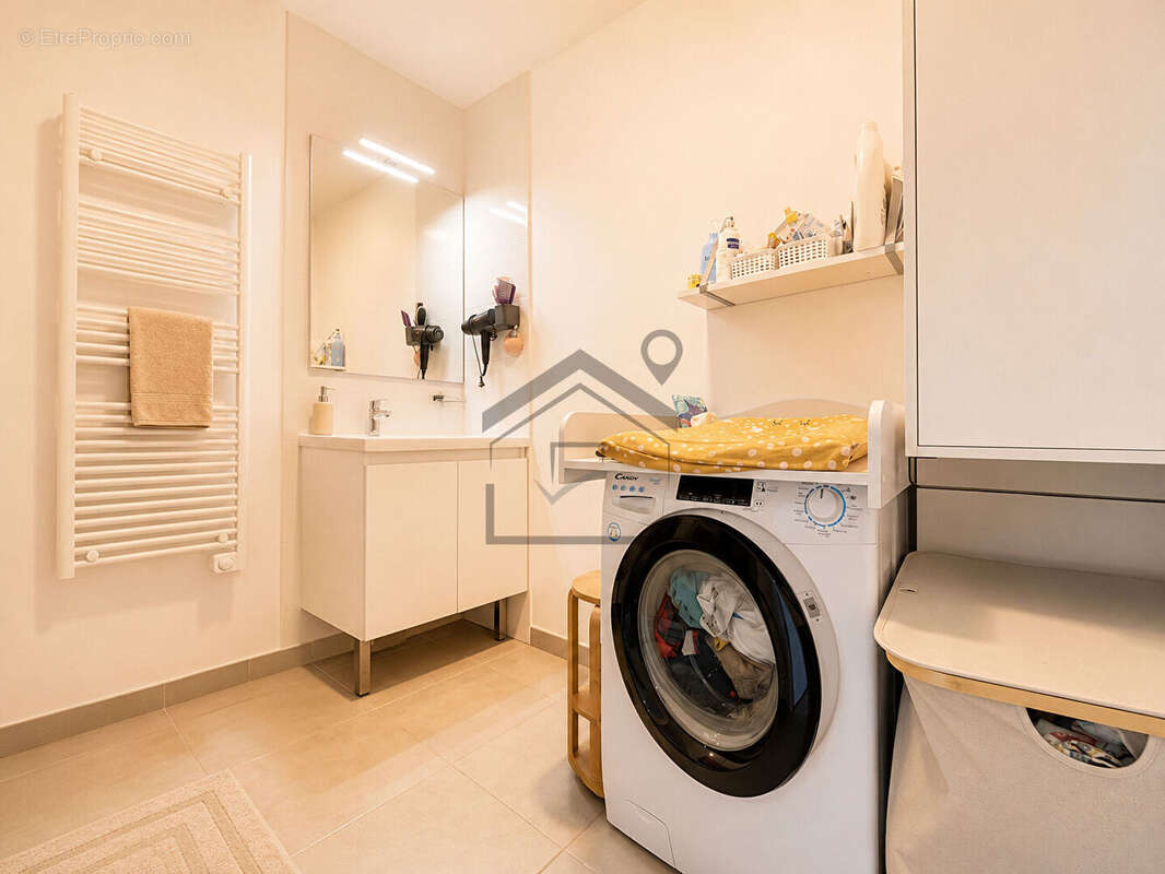 Appartement à MARIGNANE