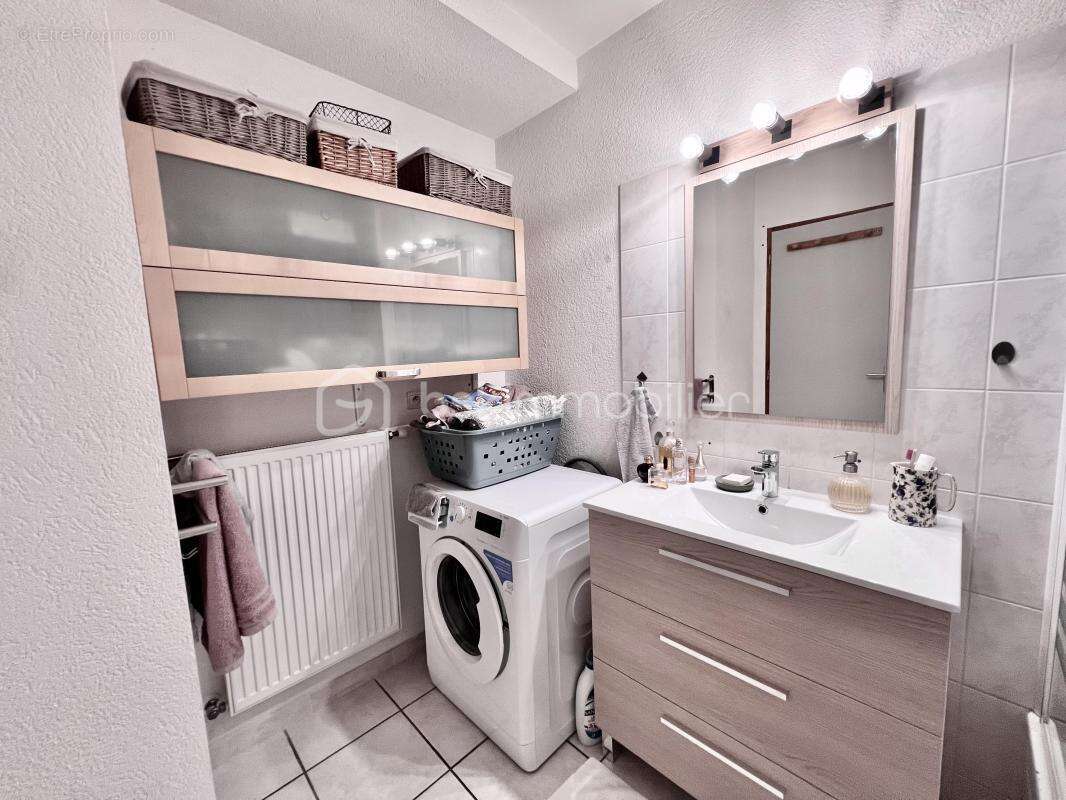 Appartement à SAINT-JEAN-DE-MAURIENNE