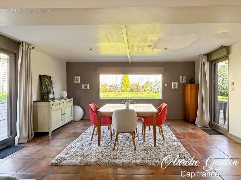 Maison à LA CHAPELLE-CARO