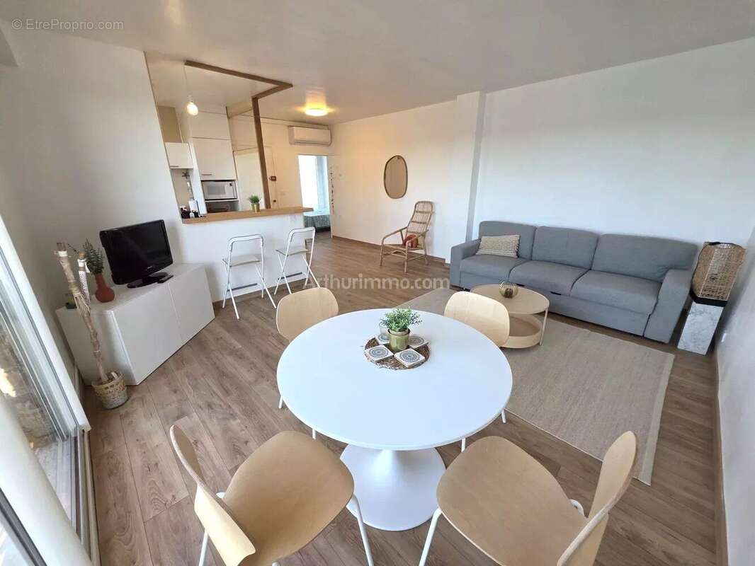 Appartement à FREJUS
