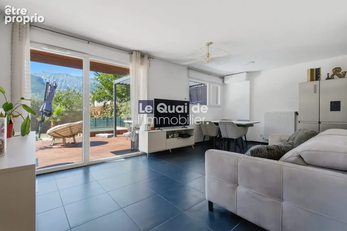 Maison 88 m² à Saint-Georges-De-Commiers  - photo 4