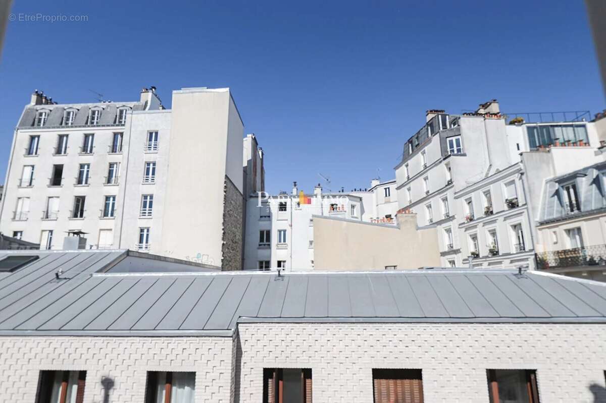 Appartement à PARIS-18E