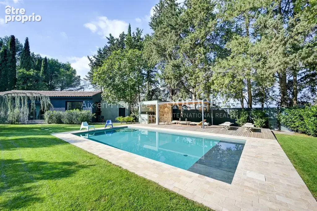 Élégante propriété familiale de 6 suites avec maison d’amis, piscine et dépendances – proche écoles - photo 3