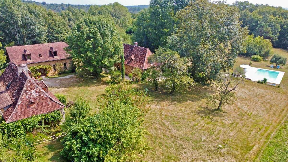 Maison à MAUZENS-ET-MIREMONT