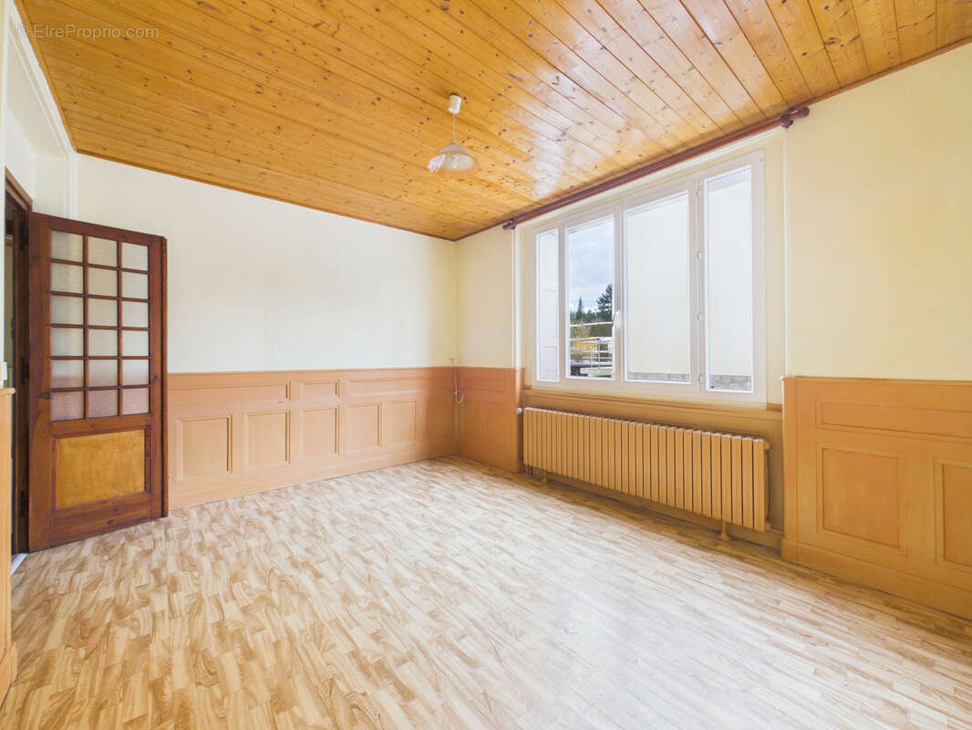 Maison à MAZET-SAINT-VOY