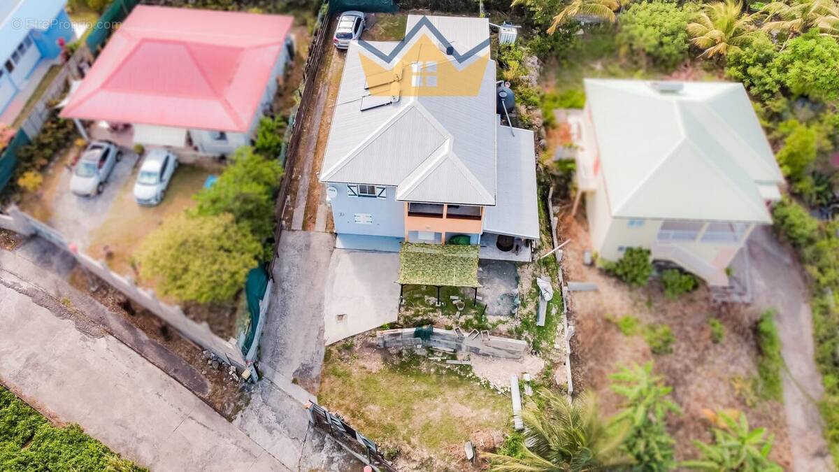 Maison à MORNE-A-L&#039;EAU