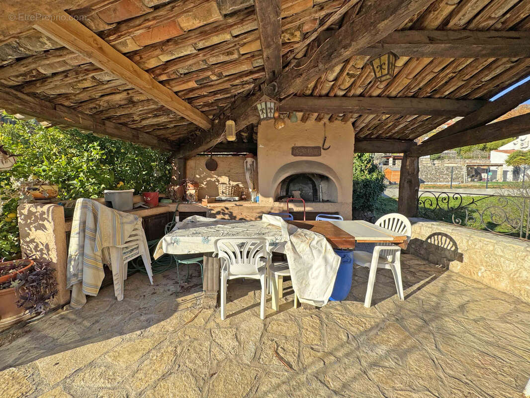 Maison à GATTIERES