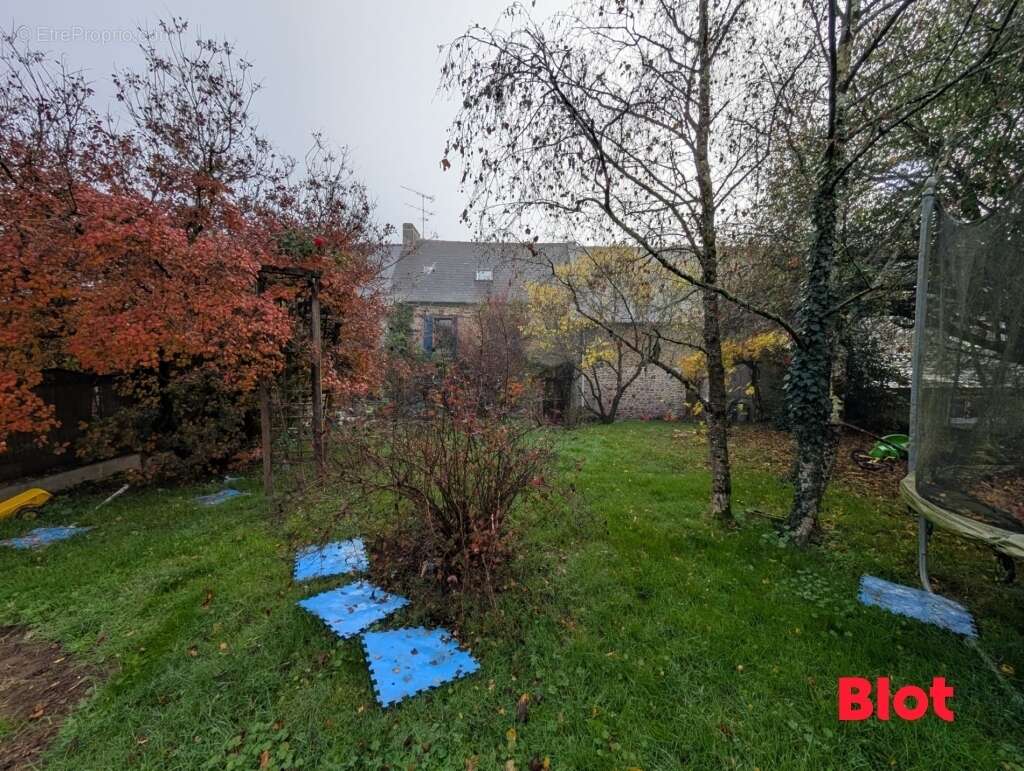 Maison à LA BOSSE-DE-BRETAGNE