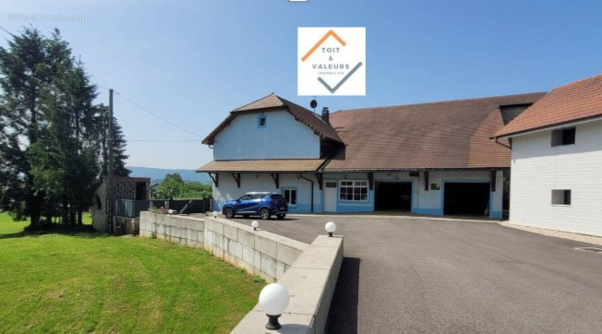 Maison à LE PASQUIER