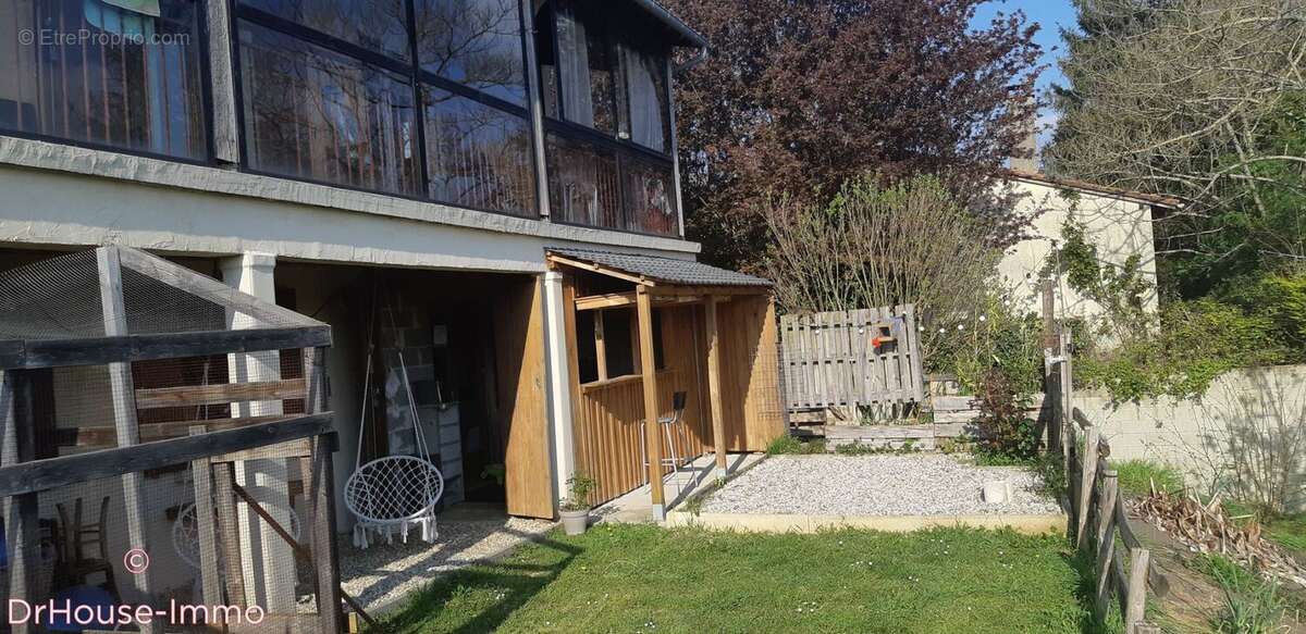 Maison à VILLAMBLARD