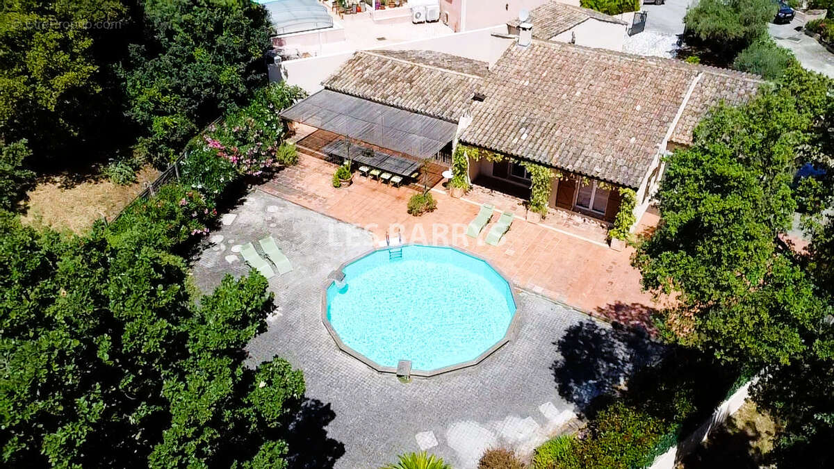 Maison à GASSIN